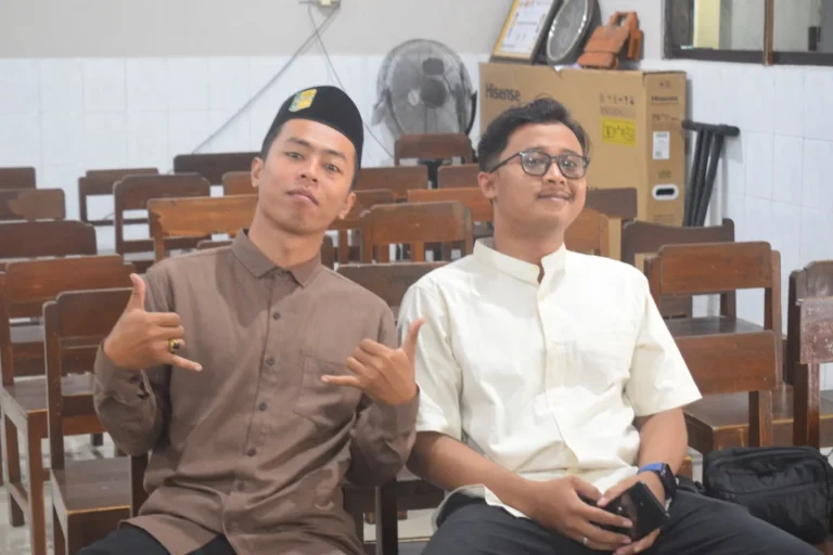 Instagram post from sd_djamaatul_ichwan. This post is in position 1.