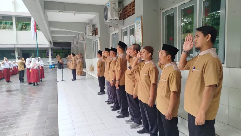 Instagram post from sd_djamaatul_ichwan. This post is in position 16.