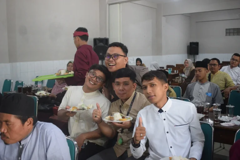 Instagram post from sd_djamaatul_ichwan. This post is in position 15.