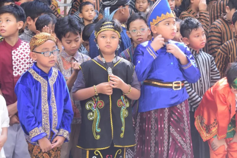 Instagram post from sd_djamaatul_ichwan. This post is in position 16.