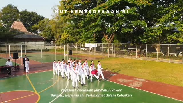 Instagram post from sd_djamaatul_ichwan. This post is in position 7.