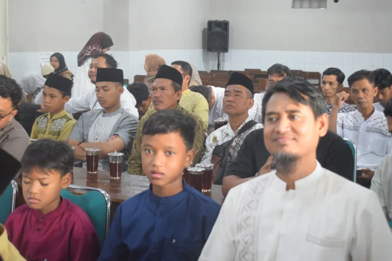 Instagram post from sd_djamaatul_ichwan. This post is in position 10.