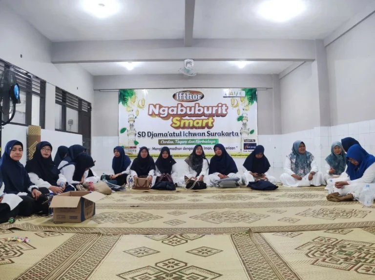 Instagram post from sd_djamaatul_ichwan. This post is in position 3.