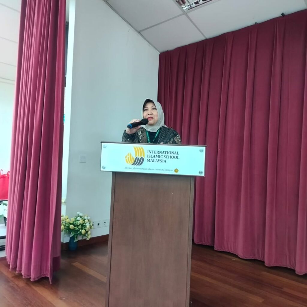 Instagram post from sd_djamaatul_ichwan. This post is in position 8.