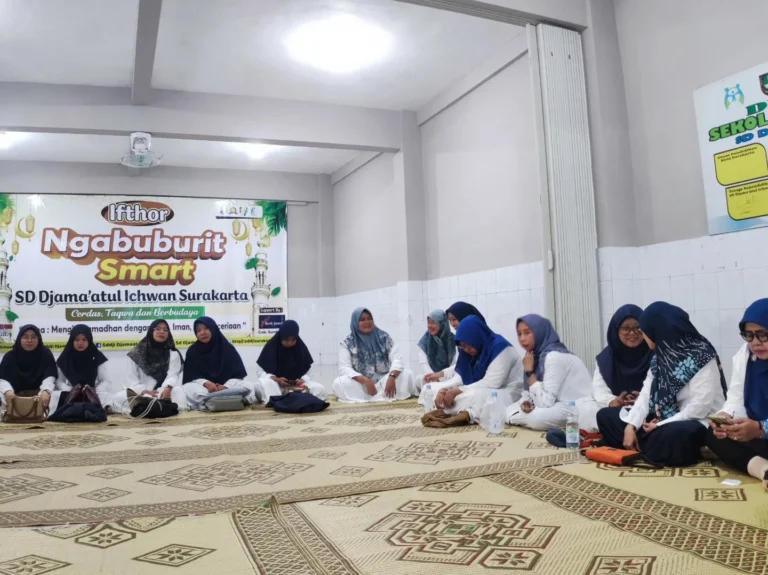 Instagram post from sd_djamaatul_ichwan. This post is in position 2.