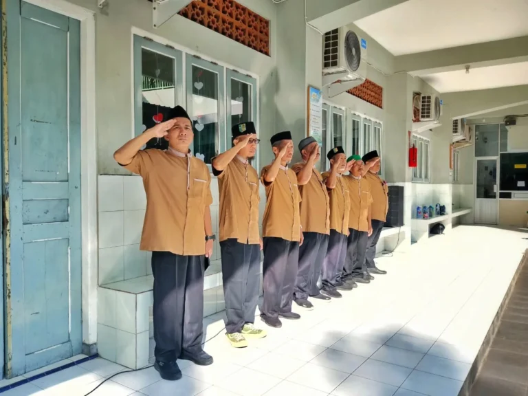 Instagram post from sd_djamaatul_ichwan. This post is in position 5.