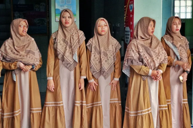 Instagram post from sd_djamaatul_ichwan. This post is in position 1.